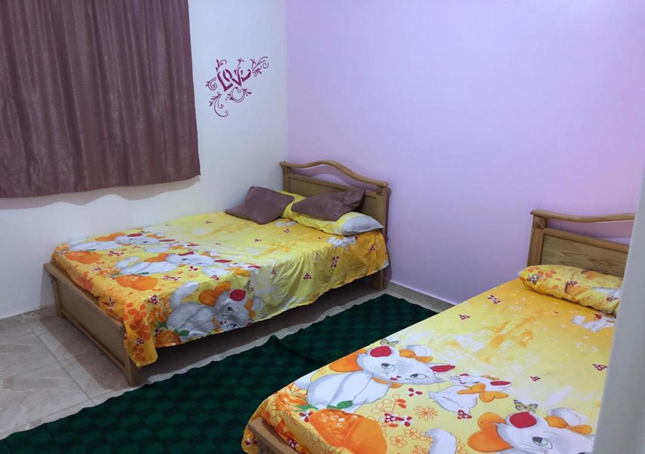 Ac, Wi-Fi Shahrazad Beach Apartment-2 Alexandrië Buitenkant foto